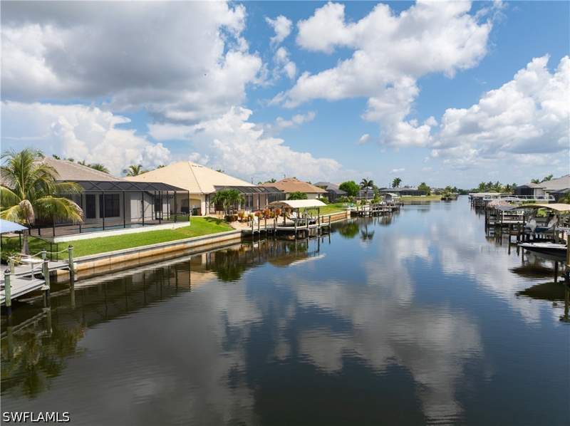 3 bedroom SingleFamilyResidence at 229 NW 33rd Ave, Cape Coral, Cape Coral — photo 3