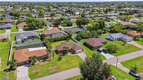 1403 NE Van Loon Ter, Cape Coral FL - photo 9 of 50