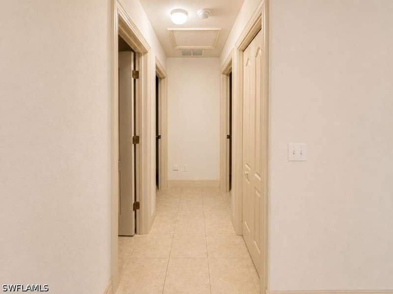 3 bedroom SingleFamilyResidence at 2008 Viscaya Pkwy, Cape Coral, Cape Coral — photo 5