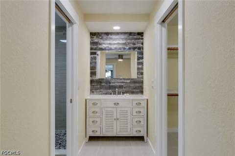 94 Gold Key Ct, North Fort Myers FL - photo 15 of 34