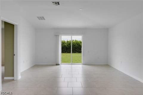 4057 San Clemente Ct, North Fort Myers FL - photo 10 of 24