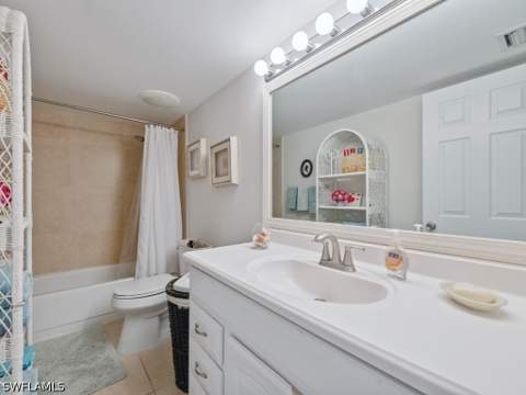 151 Cypress Way E E101, Naples FL - photo 16 of 26
