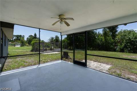 8484 Cypress Dr N, Fort Myers FL - photo 16 of 21