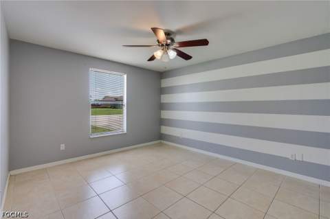 8484 Cypress Dr N, Fort Myers FL - photo 9 of 21