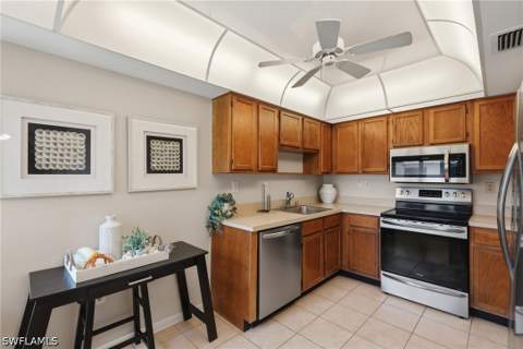 1526 Mainsail Dr 3, Naples FL - photo 11 of 38