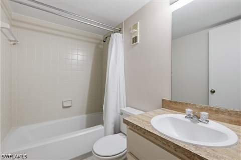 1526 Mainsail Dr 3, Naples FL - photo 20 of 38