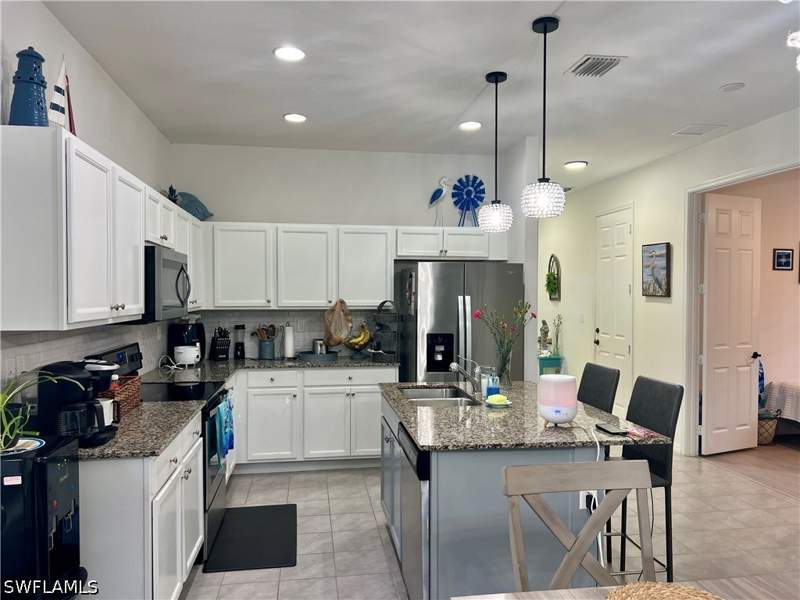 2 bedroom SingleFamilyResidence at 5507 Useppa Dr, Coquina At Maple Ridge, Ave Maria — photo 4