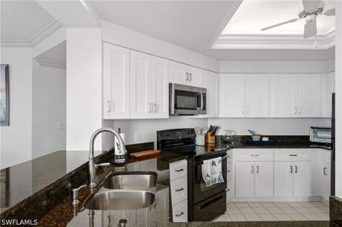 6260 Bellerive Ave 404, Naples FL - photo 24 of 46