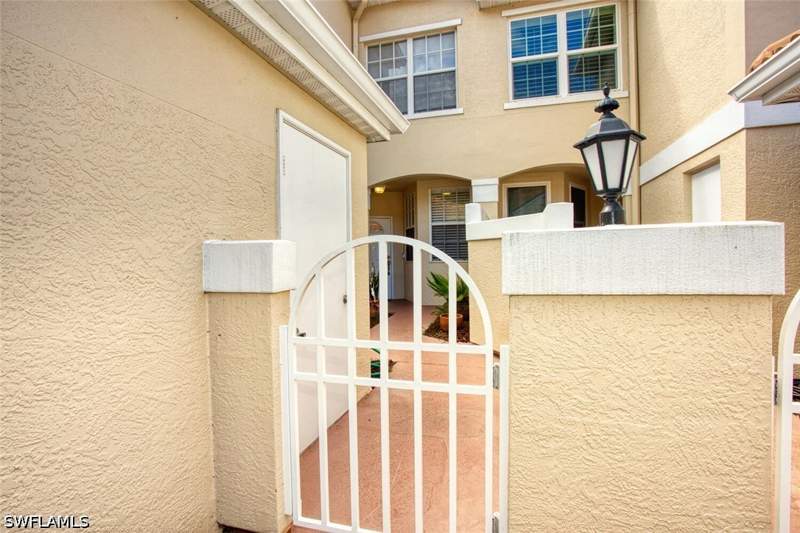 2 bedroom Condominium at 8365 Excalibur Cir K6, Avalon, Naples — photo 3