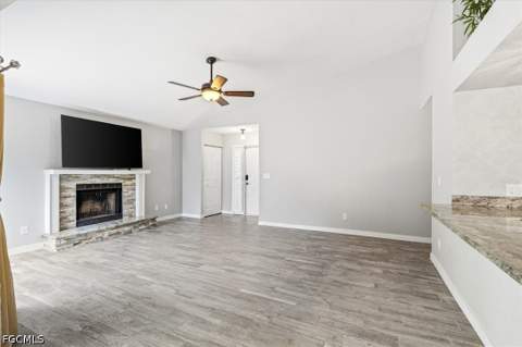 6238 Timberwood Cir 109, Fort Myers FL - photo 7 of 31