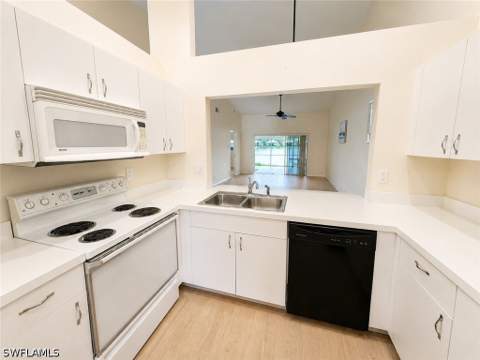 2888 W Crown Pointe Blvd, Naples FL - photo 13 of 48