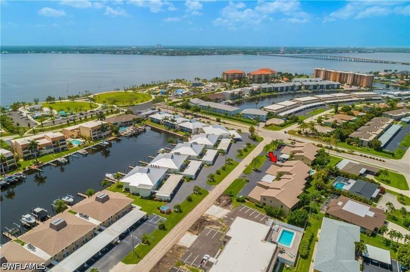 2 bedroom Condominium at 4112 SE 19th Pl 104, River View Villas, Cape Coral — photo 2