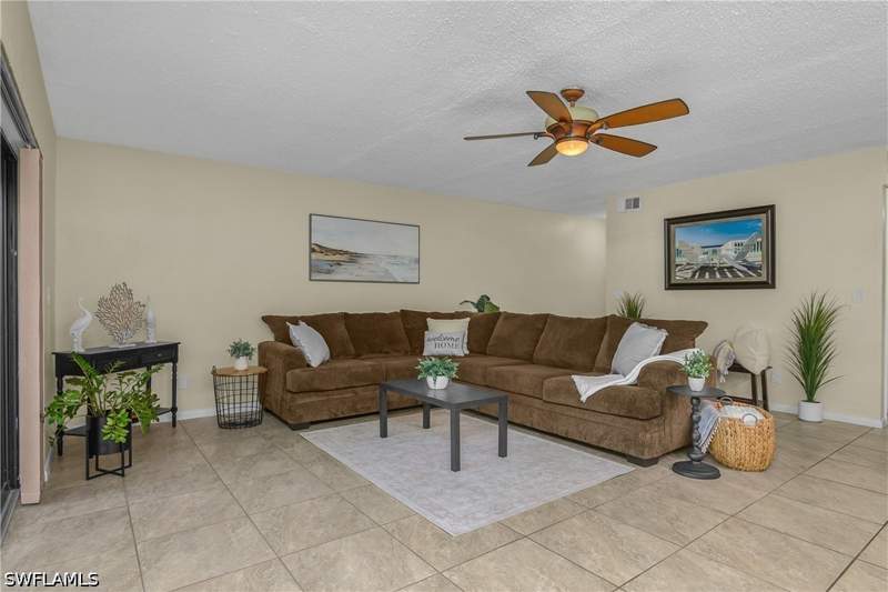 2 bedroom Condominium at 4112 SE 19th Pl 104, River View Villas, Cape Coral — photo 3