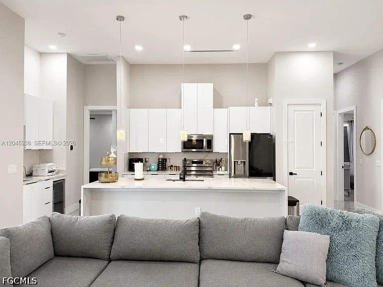 4 bedroom SingleFamilyResidence at 1600 SW 1st St, Cape Coral, Cape Coral — photo 5