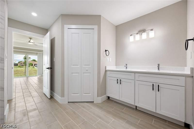 4 bedroom SingleFamilyResidence at 2802 NW 3rd PL, CAPE CORAL, Cape Coral — photo 4