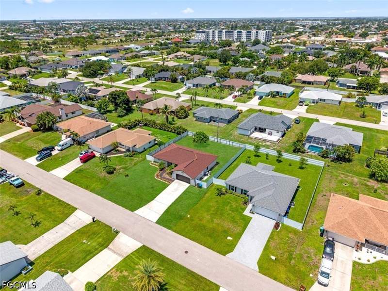 3 bedroom SingleFamilyResidence at 2214 SW 13th Ave, Cape Coral, Cape Coral — photo 3