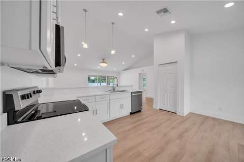 2007 NW 21st St, Cape Coral FL - photo 10 of 37