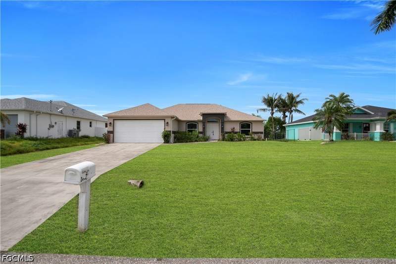 4 bedroom SingleFamilyResidence at 2007 NW 21st St, Cape Coral, Cape Coral — photo 2