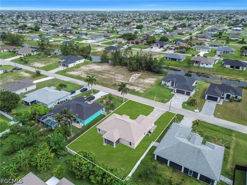 4 bedroom SingleFamilyResidence at 2007 NW 21st St, Cape Coral, Cape Coral — photo 5