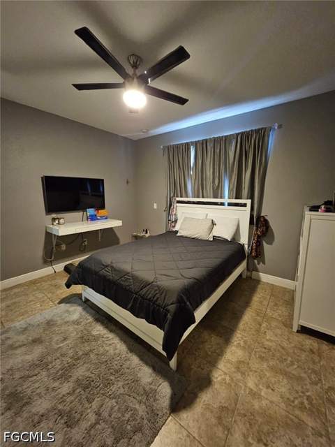 915 Barbara Ct, Lehigh Acres FL - photo 18 of 40