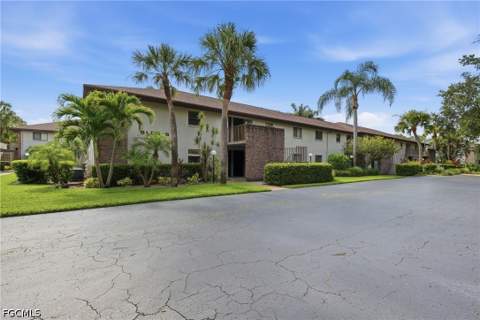 10 Beth Stacey Blvd 206, Lehigh Acres FL - photo 15 of 32