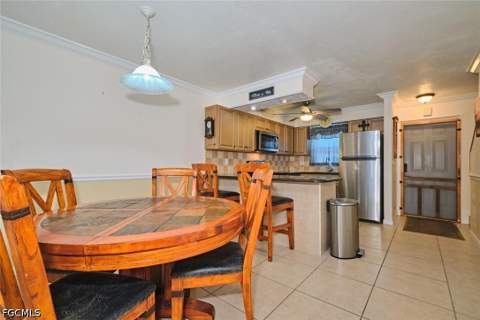 6777 Winkler Rd 142, Fort Myers FL - photo 9 of 38