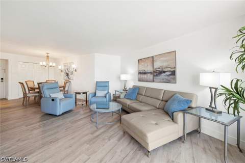 380 Seaview Ct 207, Marco Island FL - photo 8 of 46