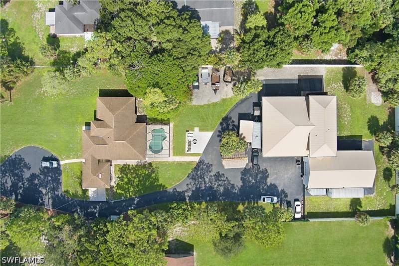 3 bedroom SingleFamilyResidence at 6761 Golden Gate Pkwy, Golden Gate Estates, Naples — photo 2