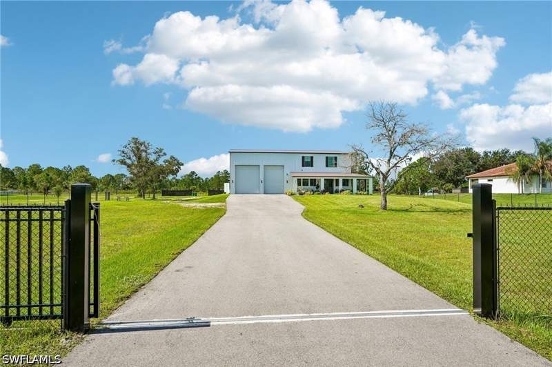3 bedroom SingleFamilyResidence at 3620 56th Ave NE, Golden Gate Estates, Naples — photo 4