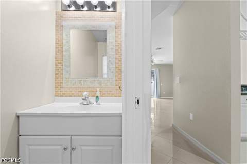 3647 Pine Oak Cir 103, Fort Myers FL - photo 24 of 31
