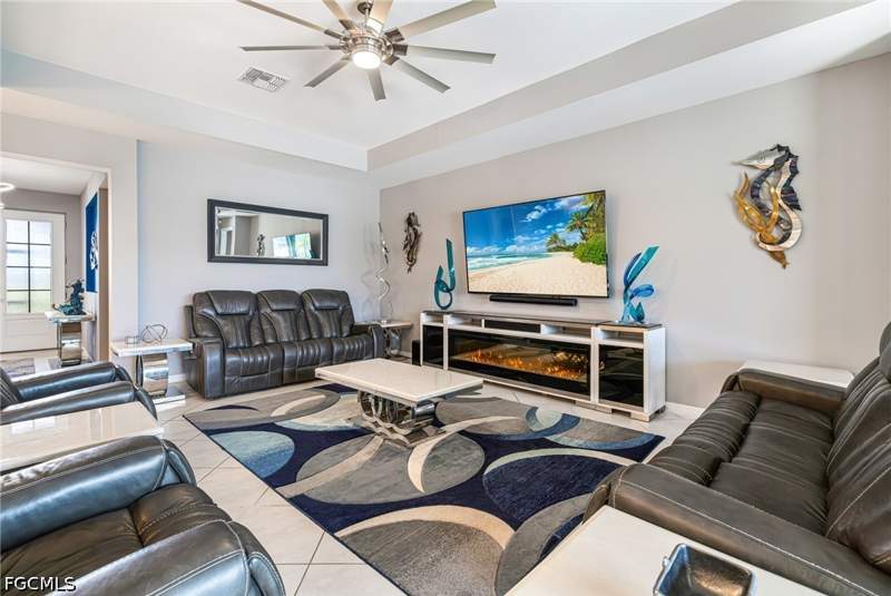 3 bedroom SingleFamilyResidence at 1262 N Gator Cir, Cape Coral, Cape Coral — photo 5