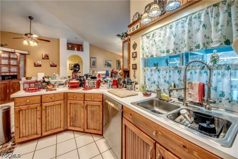 4600 SW 5th Pl, Cape Coral FL - photo 22 of 50