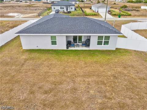 7024 Hero Cir, Labelle FL - photo 11 of 40
