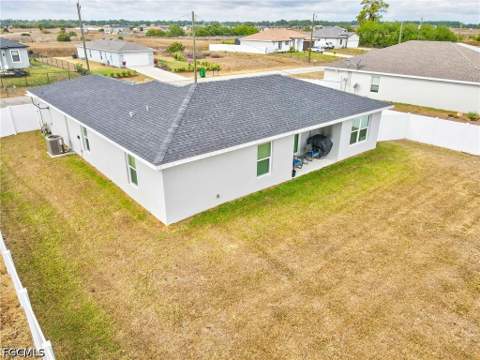 7024 Hero Cir, Labelle FL - photo 9 of 40