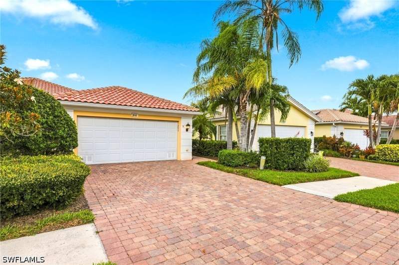 2 bedroom Attached at 8141 Xenia LN, VERONA WALK, Naples — photo 1