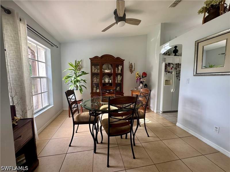 3 bedroom SingleFamilyResidence at 461 1st St NW, Golden Gate Estates, Naples — photo 3