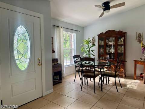 461 1st St NW, Naples FL - photo 6 of 50