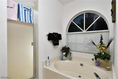 712 Fargo Dr, Fort Myers FL - photo 15 of 46