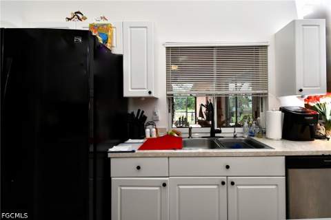 712 Fargo Dr, Fort Myers FL - photo 17 of 46