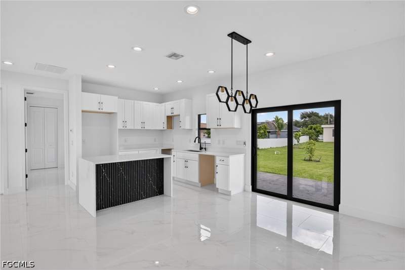 3 bedroom SingleFamilyResidence at 3000 40th St SW, Lehigh Acres, Lehigh Acres — photo 5
