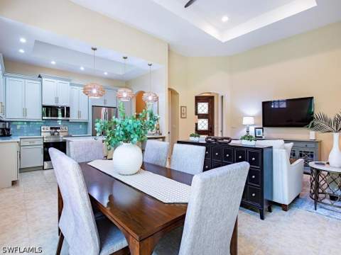 7890 Allende Ln, Naples FL - photo 9 of 33
