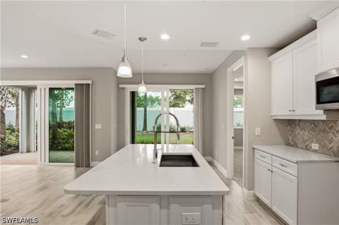 2664 Seychelles Cir 2401, Naples FL - photo 14 of 50