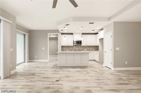 2664 Seychelles Cir 2401, Naples FL - photo 17 of 50
