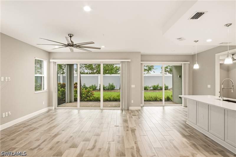 2 bedroom Condominium at 2664 Seychelles Cir 2401, Seychelles, Naples — photo 2