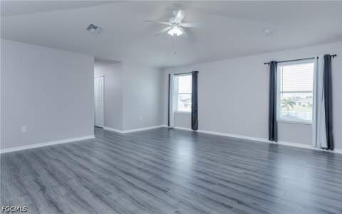 1916 SW 12th Ter, Cape Coral FL - photo 18 of 29