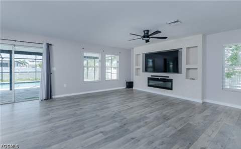 1916 SW 12th Ter, Cape Coral FL - photo 9 of 29