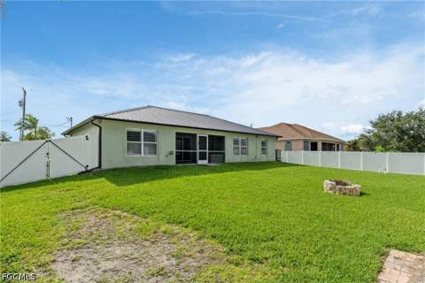 300 NW 22nd Pl, Cape Coral FL - photo 24 of 25