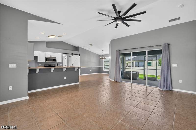3 bedroom SingleFamilyResidence at 300 NW 22nd Pl, Cape Coral, Cape Coral — photo 3