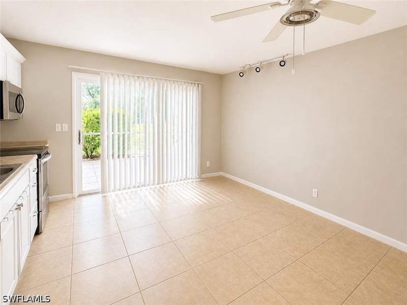 2 bedroom Condominium at 5410 16th Pl SW B-1, Sun Catcher, Naples — photo 3