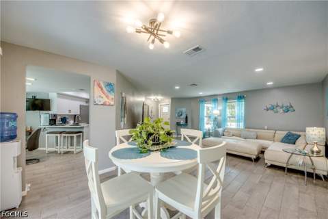 1214 Baldwin Pl, Lehigh Acres FL - photo 15 of 40